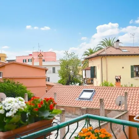 Bright With Balcony Near Metro A Apartamento Roma