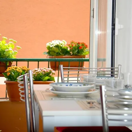 Bright With Balcony Near Metro A Apartamento Roma
